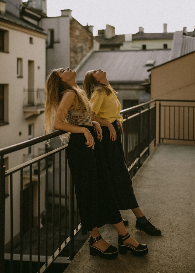 2 copines prévoient un prêt conjoint  